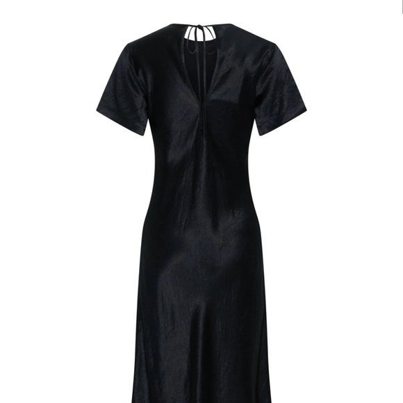 Crush Bias Tee Midi Dress by Third Form - Picture 3 of 6